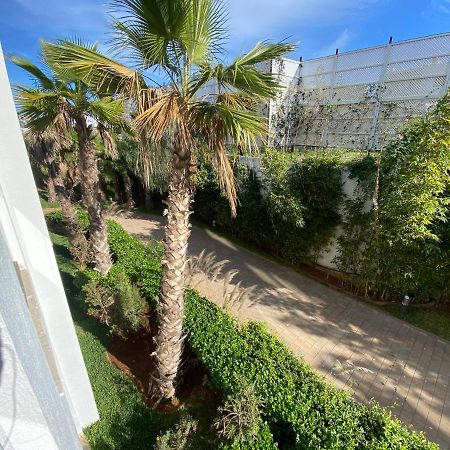 Tres Beau Studio A Ain Diab Casablanca Bagian luar foto